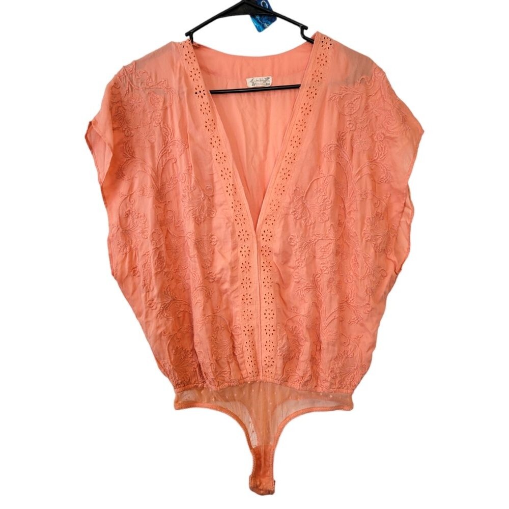 Free People Intimately Peach Floral Embroidered Plunge Bodysuit Size Small
